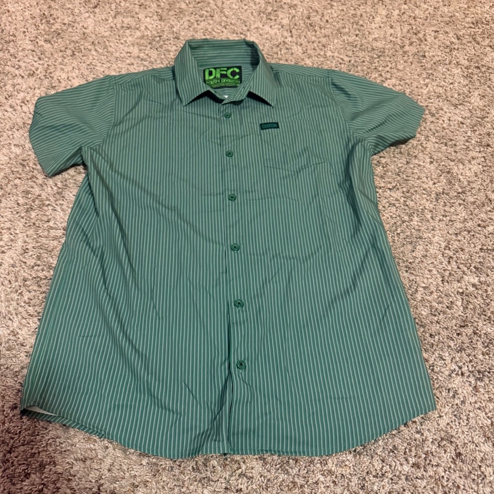 Dixxon Flannel Co DFC Youth Division Green Striped Short Sleeve Button Up XL